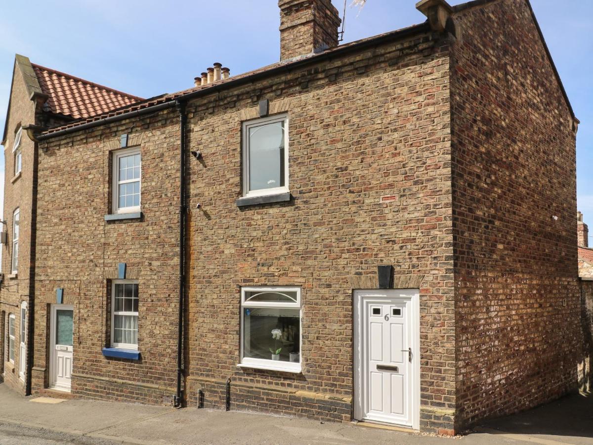 6 Church Hill Malton Buitenkant foto
